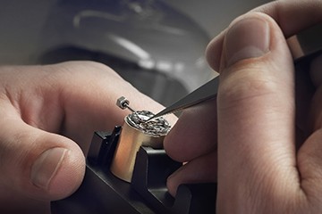 深圳万国手表换电池